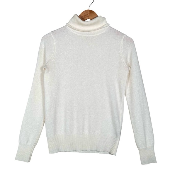 NEIMAN MARCUS The Cashmere Collection Minimalist Cashmere Turtleneck - Picture 1 of 7